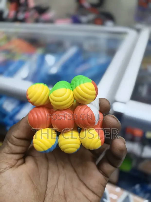 Rubik's Cube Classic - 1