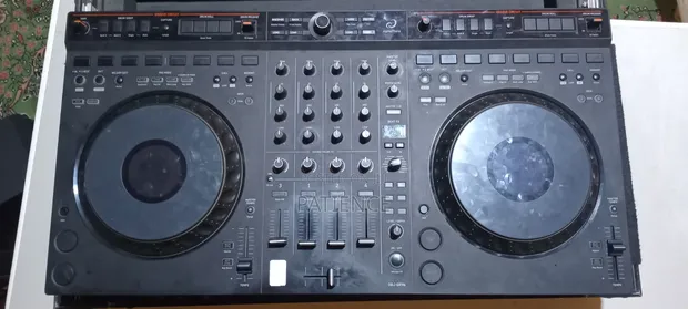 AlphaTheta DDJ-GRV6 4-Channel DJ Controller - 1
