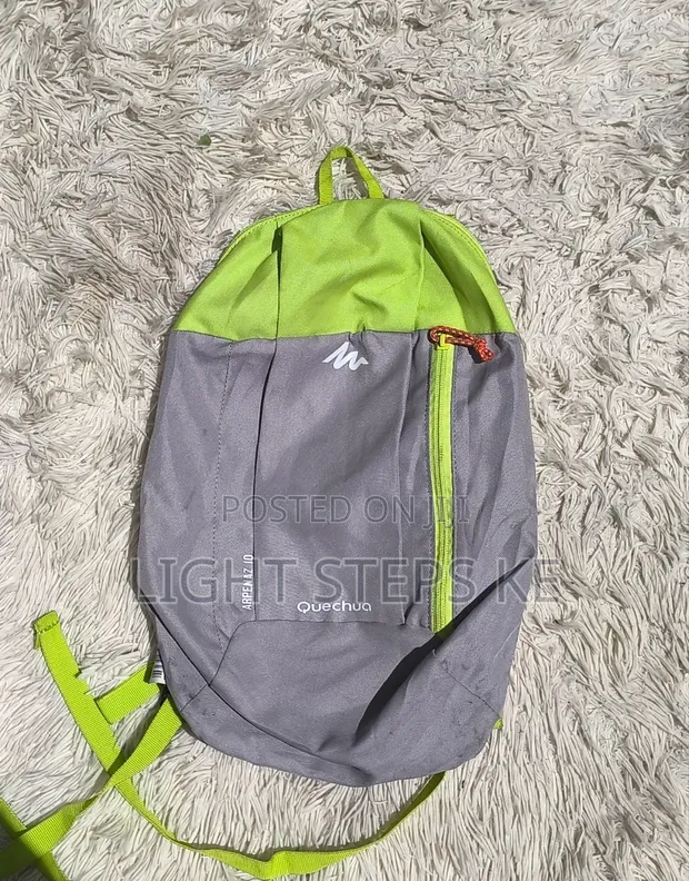 Backpacks za Mkono - Ubora wa Thrifting - 1