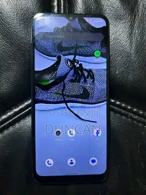 Realme C30s 64GB Gray (Charging Issue)