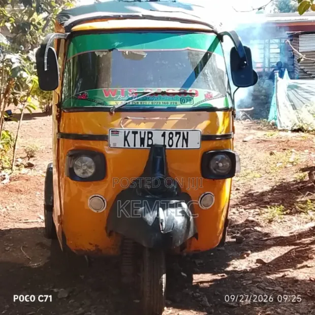 Bajaj Stroke 2020 Yellow Three-Wheeler - 1