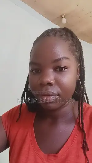 Mtaalamu wa Huduma kwa Wateja - Mhitimu wa BCom Finance