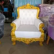 Kiti cha King/Queen cha Pedicure Nyeupe chenye Fremu ya Dhahabu - 1