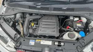 Volkswagen Up 2018 Nyeupe