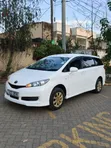 Toyota Wish 2012 Pearl - 4