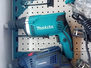 Makita HP1630 Impact Drill 710W