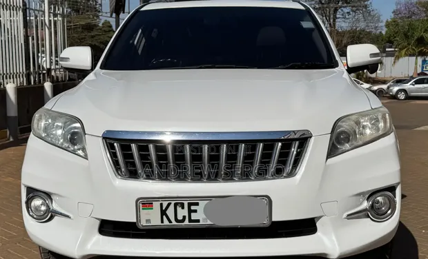 Toyota Vanguard 2009 White - 1