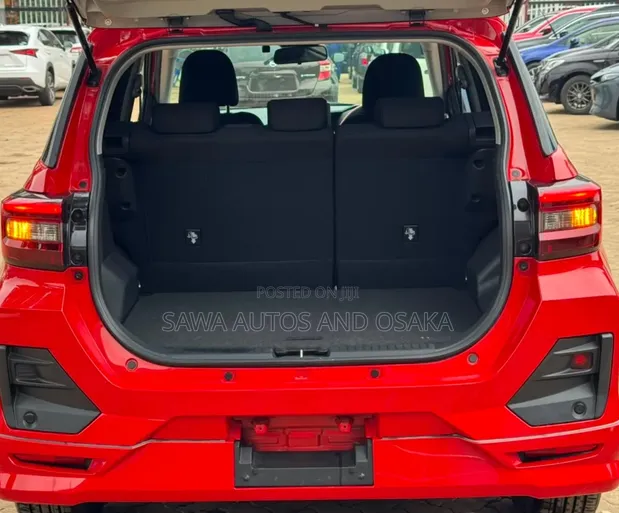 Daihatsu Rocky 2019 Orange - 1