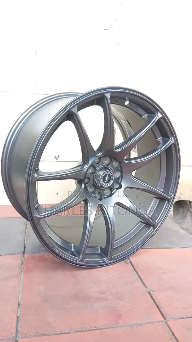 Universal Rims 17x9.0j Offset - 1