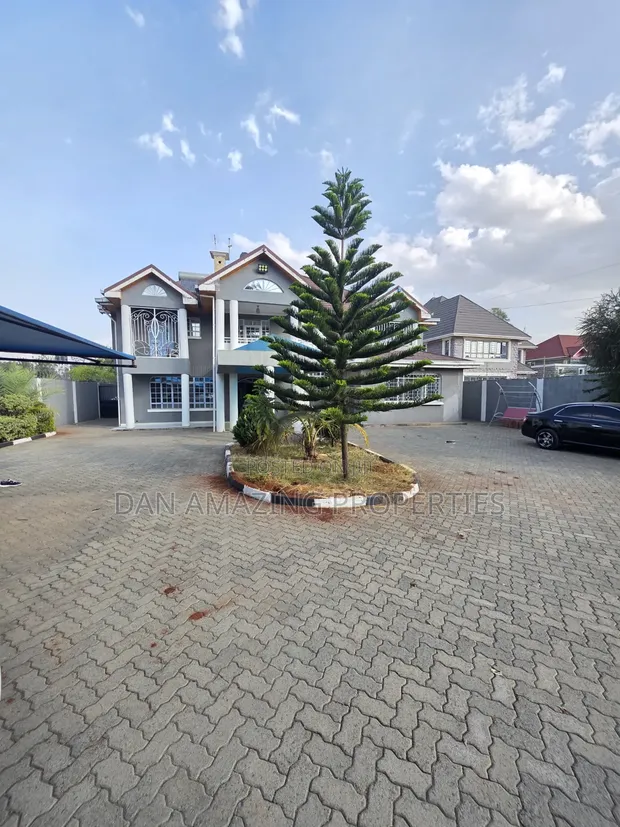 5-Bedroom Maisonette for Sale, Airport Rd, Gateway Mall Area - 1