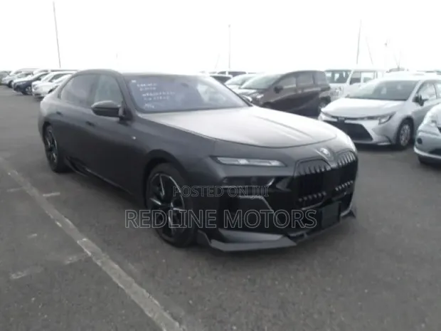 BMW 740 2025 Black - 1