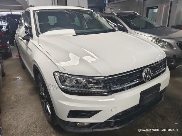 Volkswagen Tiguan 2019 White - 1