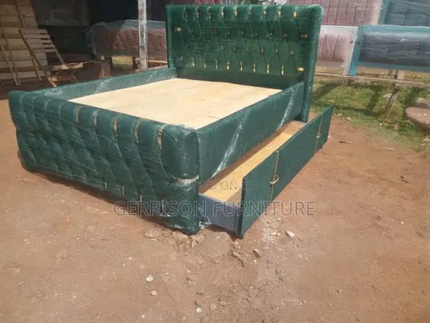 Luxury Emerald Green Storage Bed Frame (5x6) with Gold Strips - 1