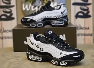 Skechers Sneakers