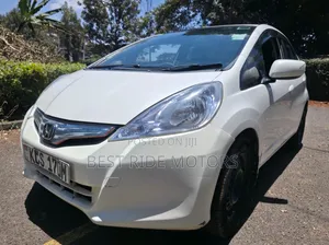 Honda Fit Hybrid 2012 White