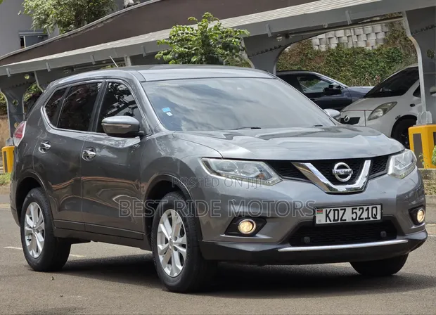 Nissan X-Trail 2.0 Petrol AWD 2015 Gray - 1