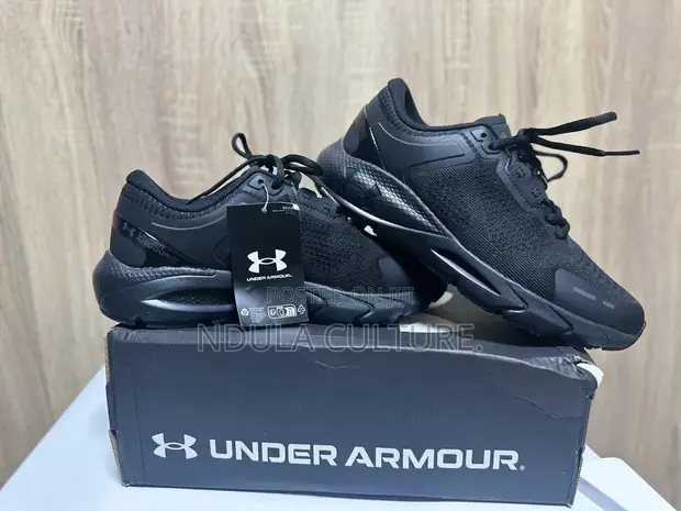 Under Armour HOVR Phantom Running Sneakers - 1