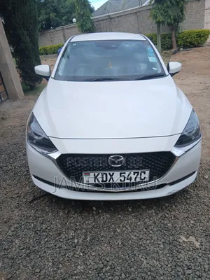 Mazda Demio Mpya kwa Ajili ya Kukodi