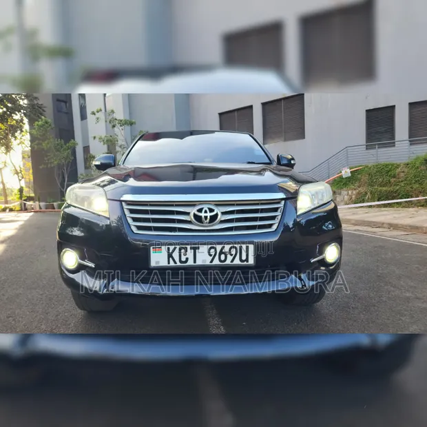 Toyota Vanguard 2012 Black - 1