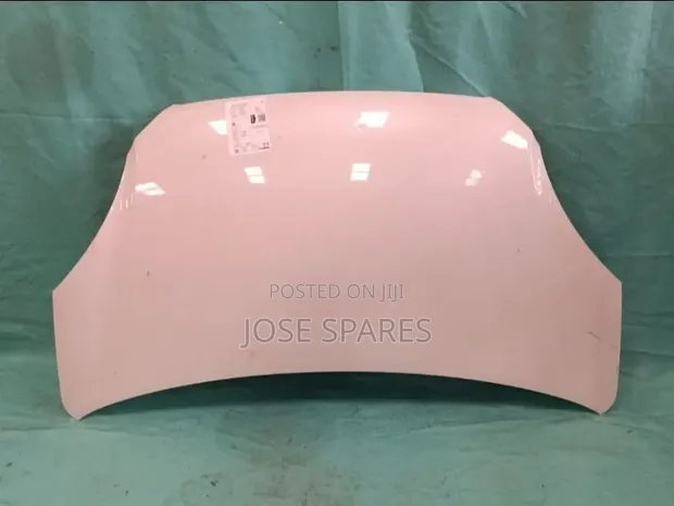 Toyota Prius Bonnet - 1