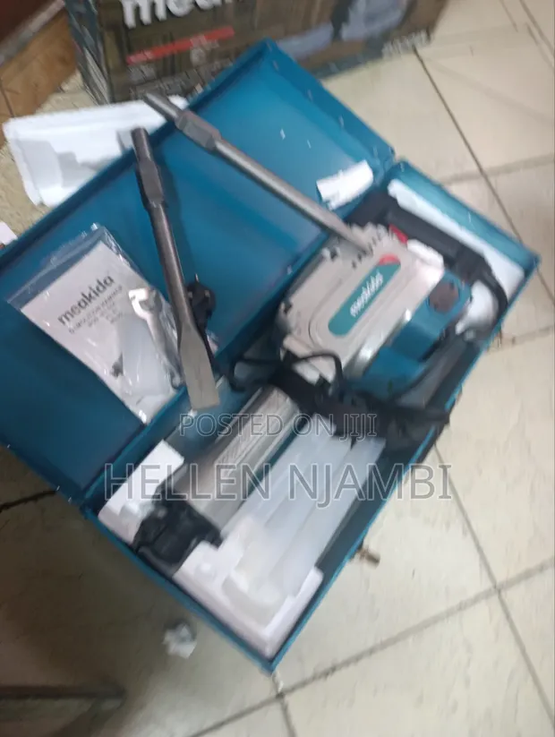 Meakida 2200W Demolition Hammer Breaker - 1