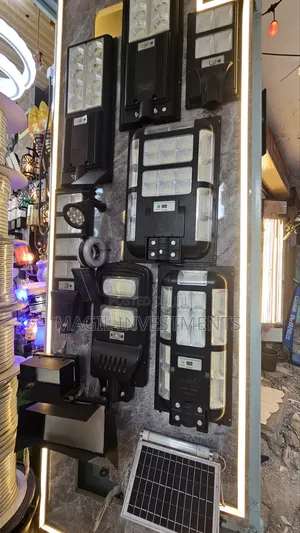 300W Solar Streetlight