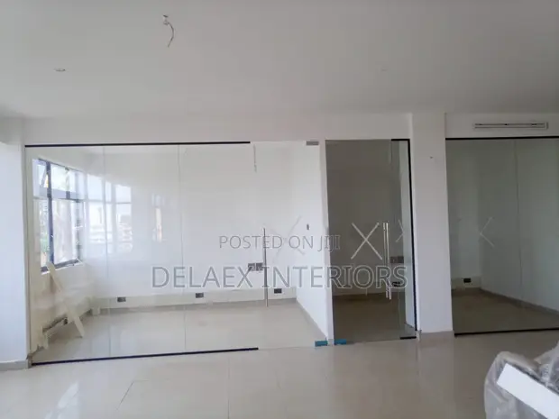 Clear Toughened Glass Partitioning - 1