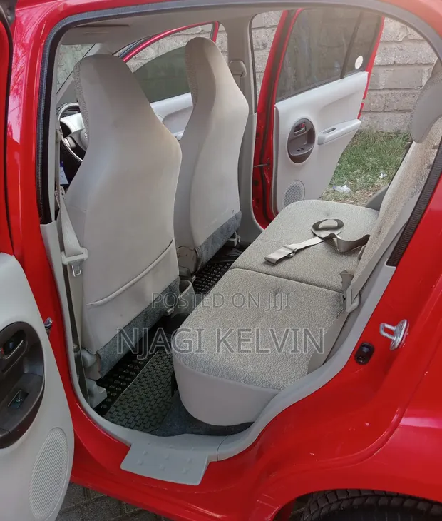 Toyota Passo 2011 Red - 1