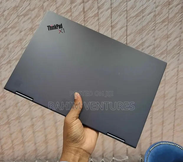 Lenovo ThinkPad X1 Yoga (10th Gen) - Core i5, 16GB RAM, 256GB SSD - 1