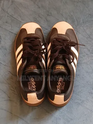 Adidas Samba Sneakers - Size 37 (Small Fit)