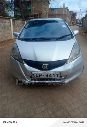 Honda Fit Hybrid 2012 Silver