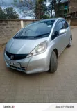 Honda Fit Hybrid 2012 Silver - 5
