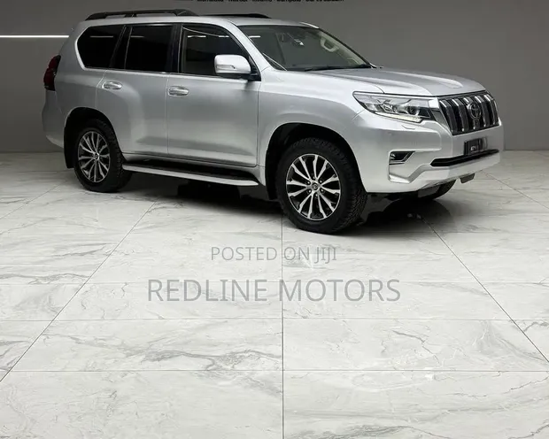 2022 Toyota Land Cruiser Prado 2.8 Silver - 1