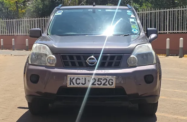 Nissan X-Trail 2009 Brown - 1