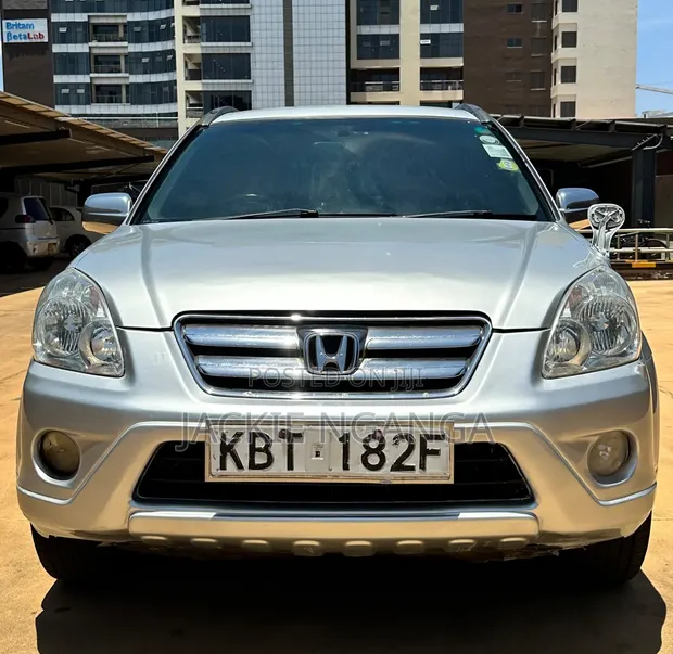 Honda CR-V 2006 Silver - 1