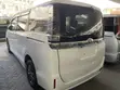 Toyota Voxy X 2WD 7-Seater 2019 Pearl - 2