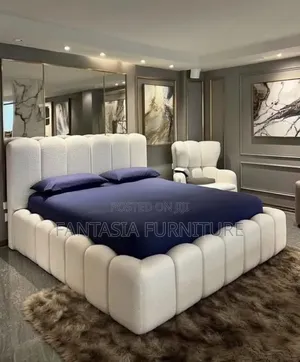 6x6 Cream Bubble Bed - Brand New