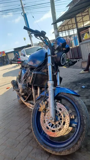 Honda CB 400 Cafe Racer 2004 Blue