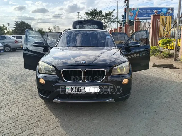 BMW X1 2015 Black - 1