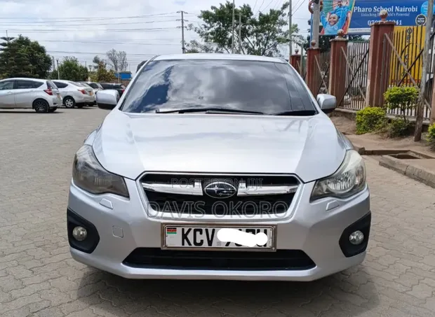 Subaru 1600 G4 2015 Silver - 1