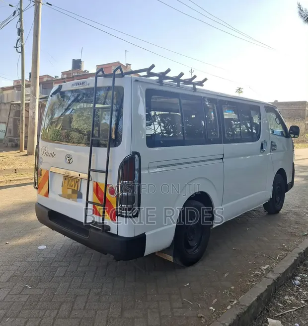 Toyota HiAce 2012 - White - 1