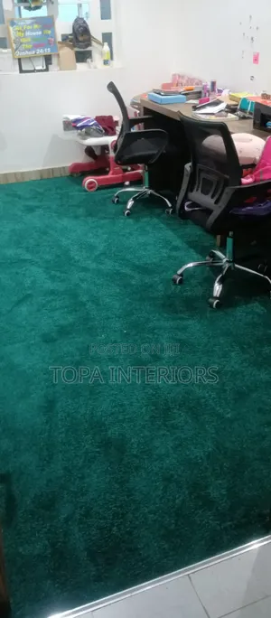 Thick & Warm Green Office Wall-to-Wall Carpets