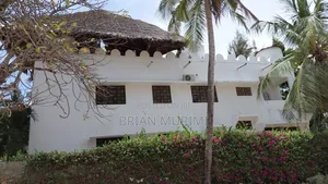 Furnished 8-Bedroom Villa in Beach Estate, Watamu for Sale