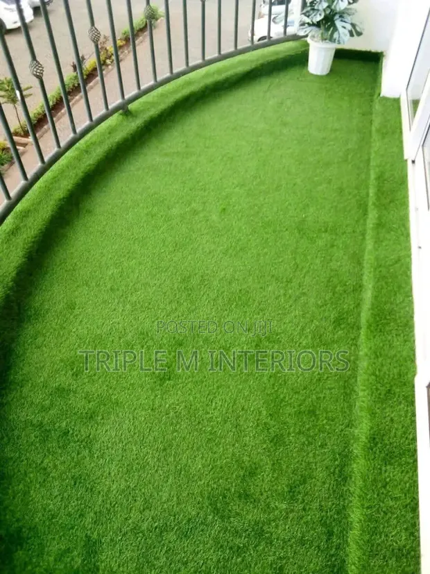 20mm Artificial Grass Carpet - Premium Quality - 1