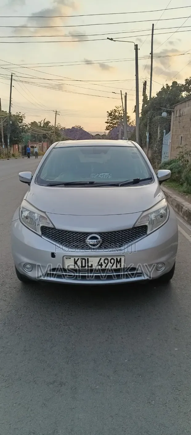 Nissan Note 1.2 Petrol 2015 Silver - 1