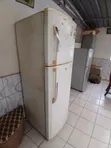 LG Fridge Milango Miwili - Inahitaji Gesi - 1