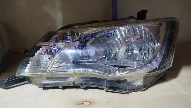 Fidia ya Toyota Fielder/Axio 161 (Si Xenon) - 1