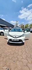 Toyota Vitz 2016 Nyeupe - 2