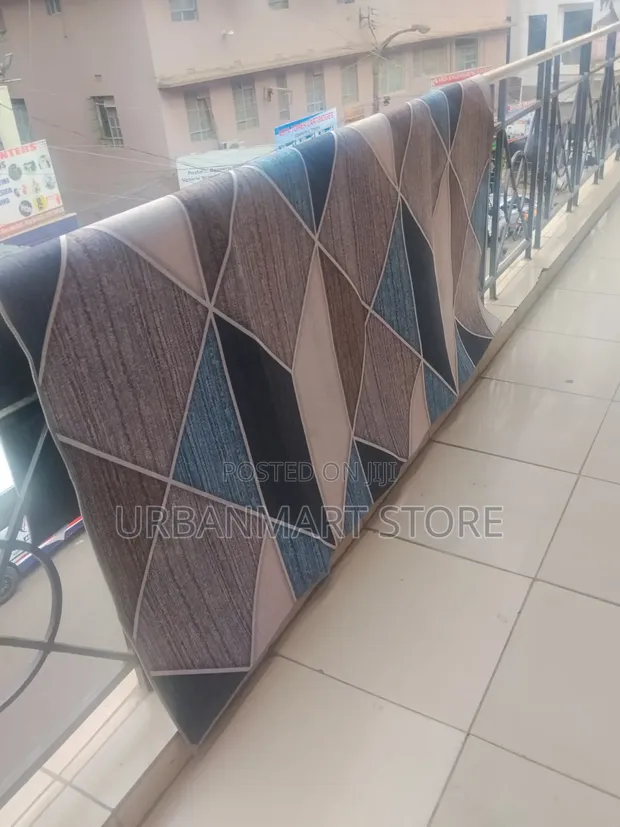 Carpet Nzuri ya 5x8 Feet yenye Michoro ya 3D - 1