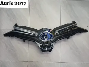 Grille ya Mbele ya Toyota Auris 2017
